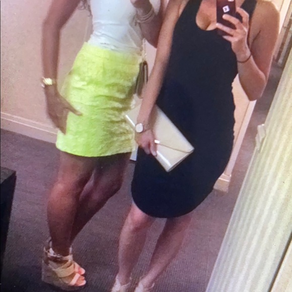 2/$30 🌸 H&M midi dress - Picture 7 of 7